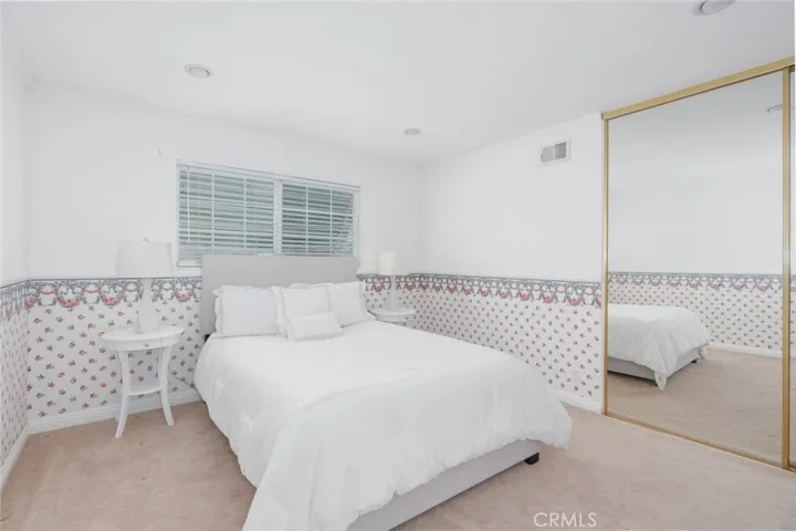 6412 Heil Avenue, Huntington Beach, California 92647