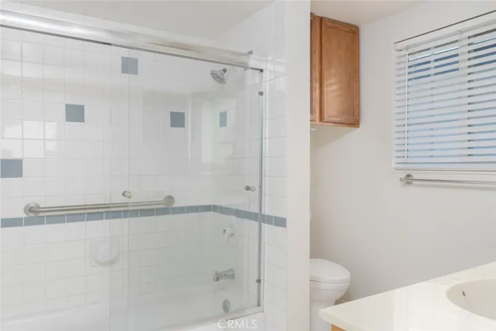 6412 Heil Avenue, Huntington Beach, California 92647