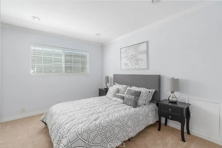 6412 Heil Avenue, Huntington Beach, California 92647