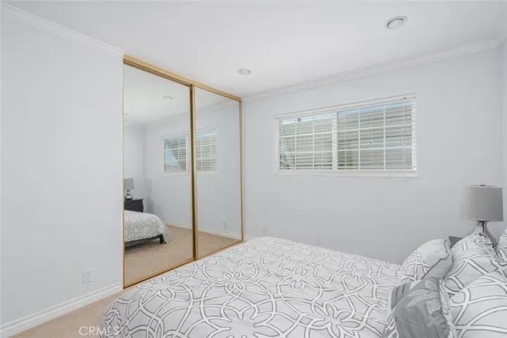 6412 Heil Avenue, Huntington Beach, California 92647