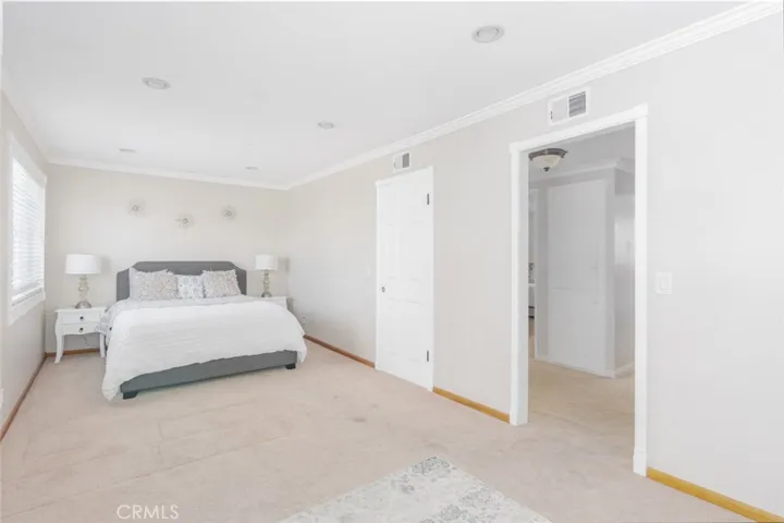 6412 Heil Avenue, Huntington Beach, California 92647