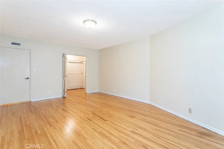 26 Loma Avenue 7, Long Beach, California 90803