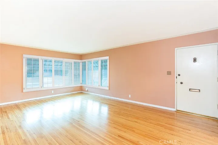 26 Loma Avenue 7, Long Beach, California 90803
