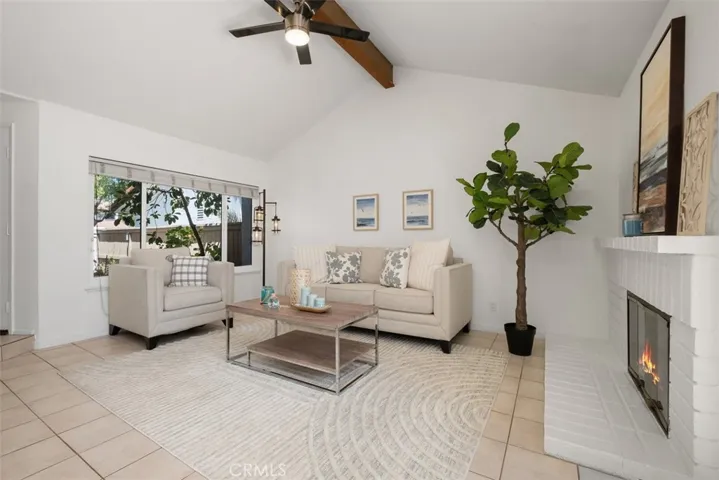 4 Ash Creek Ln. 88, Laguna Hills, California 92653