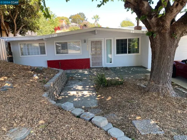 572 Pebble Dr, El Sobrante, California 94803