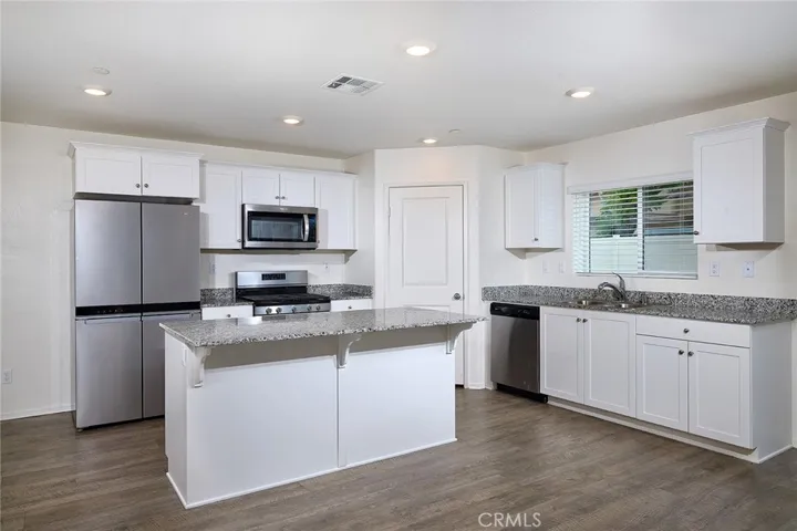 1263 Memorial Avenue, Hemet, California 92543