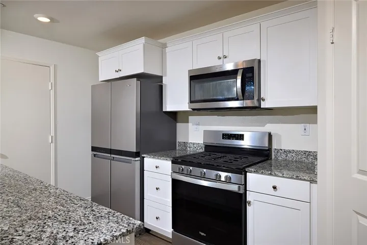 1263 Memorial Avenue, Hemet, California 92543