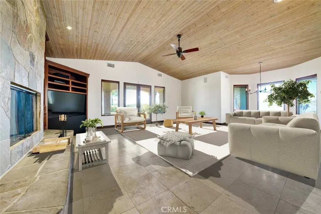 25900 Carancho Road, Temecula, California 92590 home-pic-49