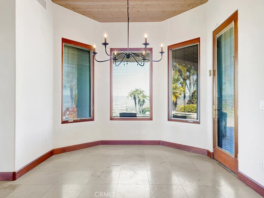 25900 Carancho Road, Temecula, California 92590 home-pic-50