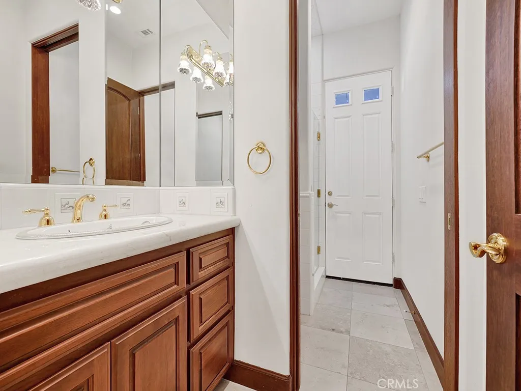 25900 Carancho Road, Temecula, California 92590 home-pic-27