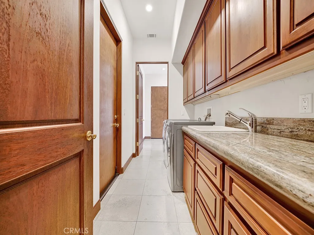 25900 Carancho Road, Temecula, California 92590 home-pic-39