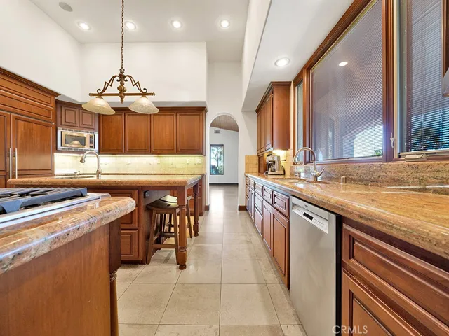 Kitchen Angle 1