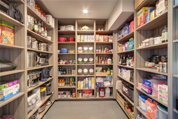 Walk In Pantry