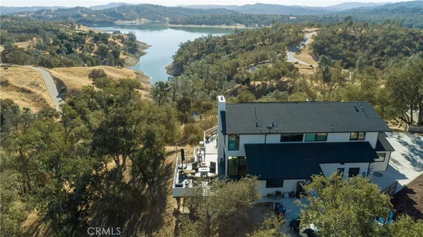 2676 Pine Ridge Road, Bradley, California 93426