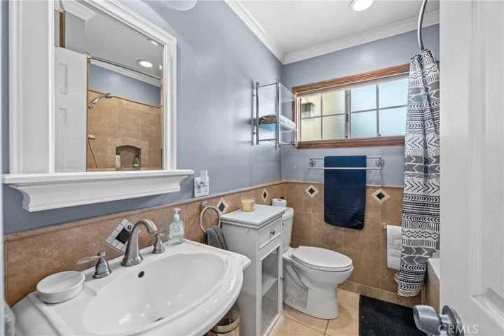 6302 Crescent Avenue, Buena Park, California 90620