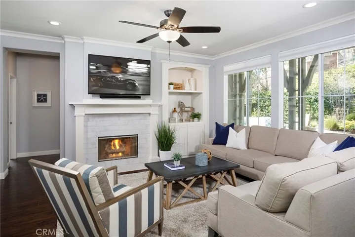 15 Hearthside Road, Ladera Ranch, California 92694