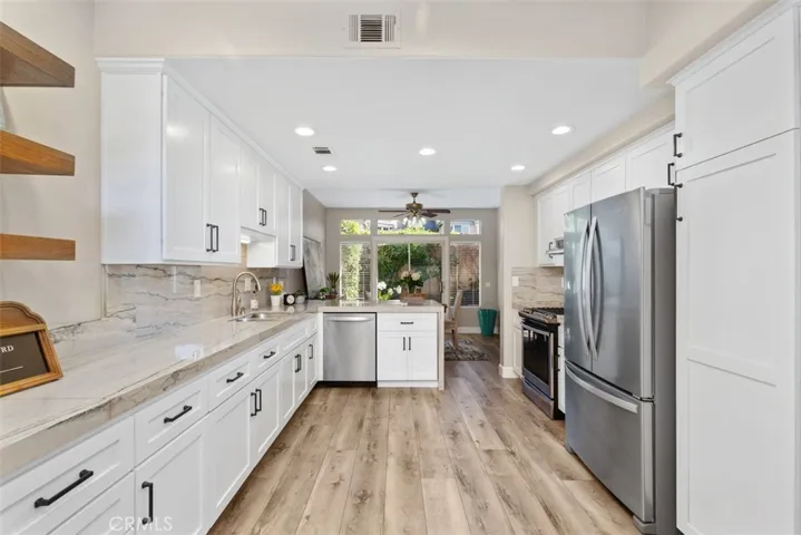 31 Stoney Pointe, Laguna Niguel, California 92677