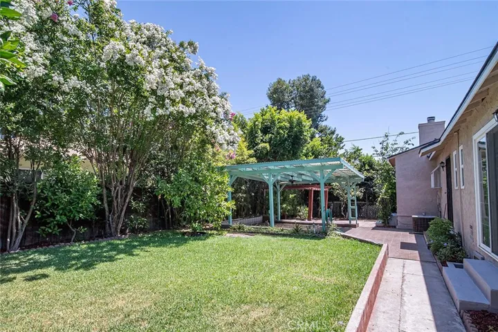 1518 Mayflower Avenue, Arcadia, California 91006