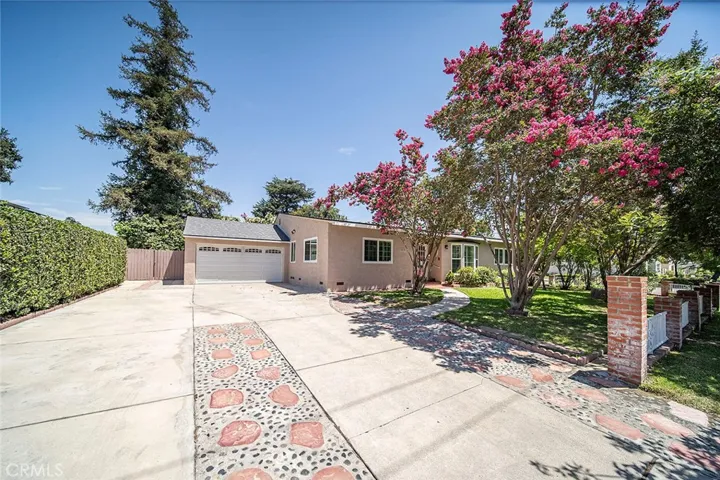 1518 Mayflower Avenue, Arcadia, California 91006