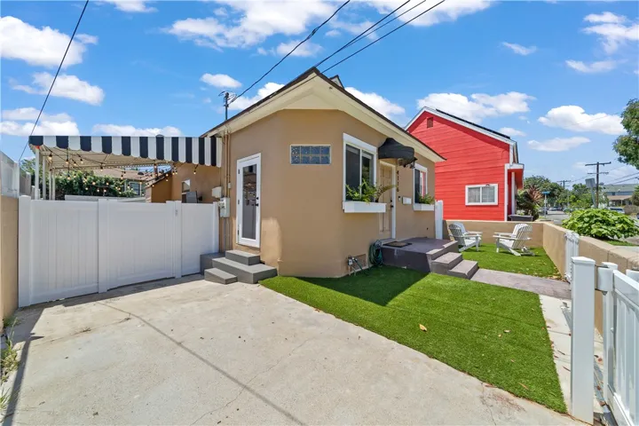 4116 E. 14th, Long Beach, California 90804