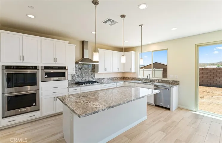 12867 Mendocino Ridge Drive, Riverside, California 92503