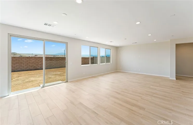 12867 Mendocino Ridge Drive, Riverside, California 92503