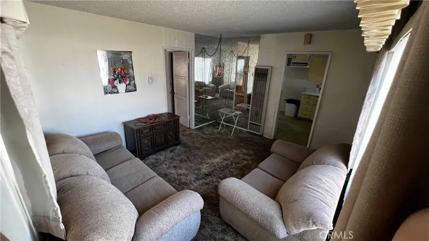 1539 Nicola Avenue, Commerce, California 90022