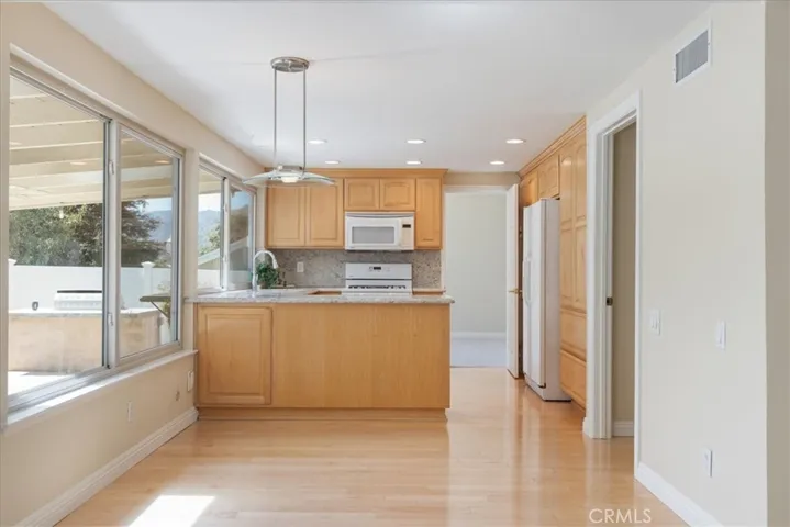 24134 Avenida Crescenta, Valencia, California 91355