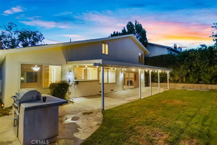24134 Avenida Crescenta, Valencia, California 91355