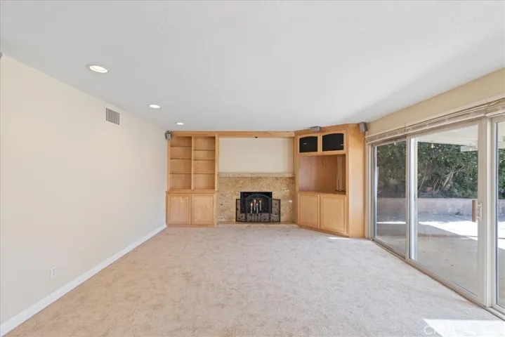 24134 Avenida Crescenta, Valencia, California 91355