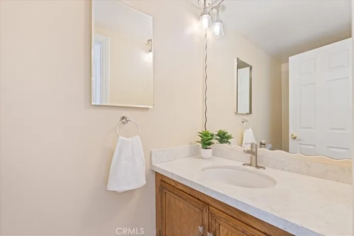 24134 Avenida Crescenta, Valencia, California 91355