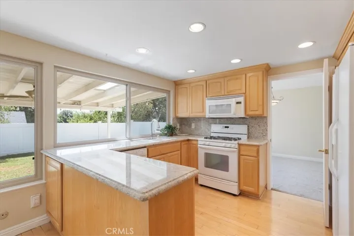 24134 Avenida Crescenta, Valencia, California 91355