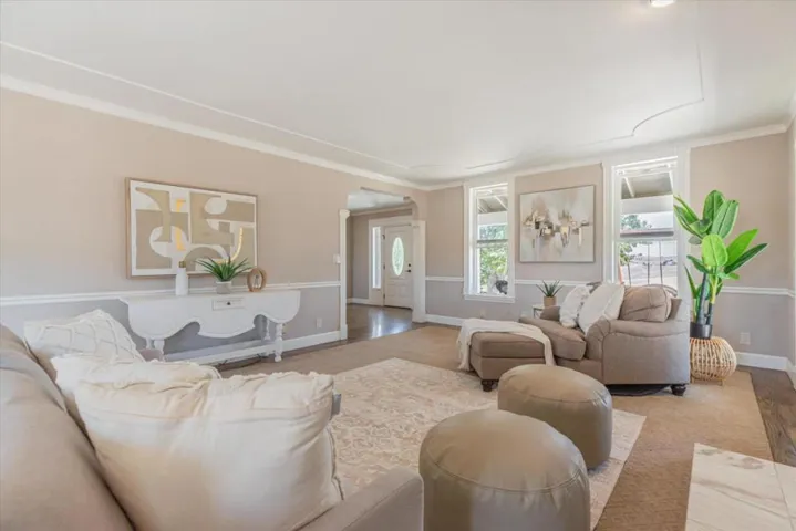 385 Hitch Drive, Hollister, California 95023