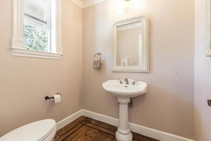 385 Hitch Drive, Hollister, California 95023