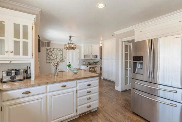 385 Hitch Drive, Hollister, California 95023