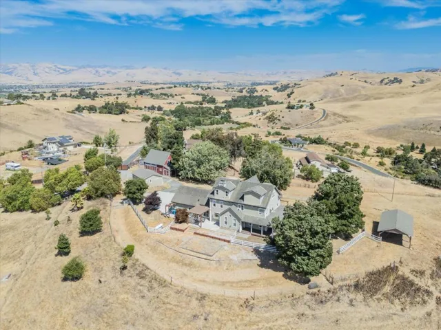 385 Hitch Drive, Hollister, California 95023