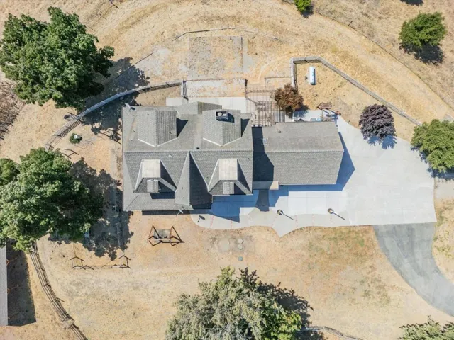 385 Hitch Drive, Hollister, California 95023