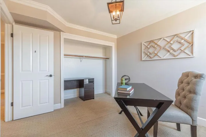 385 Hitch Drive, Hollister, California 95023