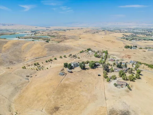 385 Hitch Drive, Hollister, California 95023