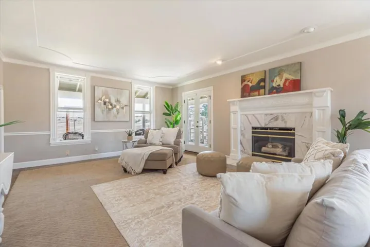 385 Hitch Drive, Hollister, California 95023