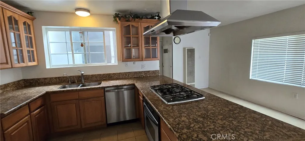 Modern Kitchen have  been Upgrade done  by seller many years ago.