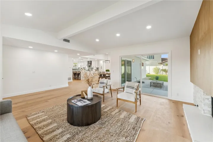 961 Coronado Drive, Costa Mesa, California 92626