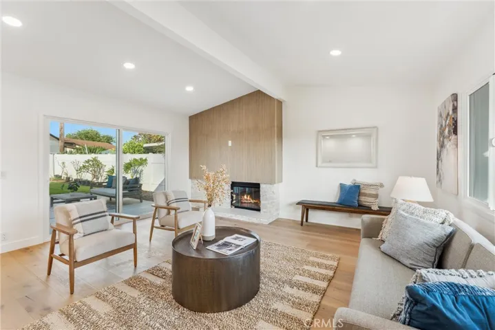 961 Coronado Drive, Costa Mesa, California 92626