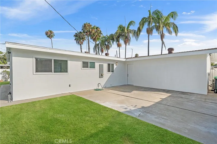 961 Coronado Drive, Costa Mesa, California 92626