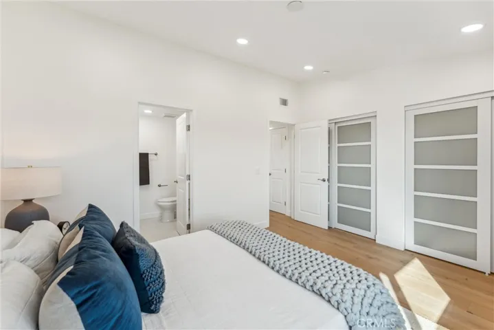 961 Coronado Drive, Costa Mesa, California 92626