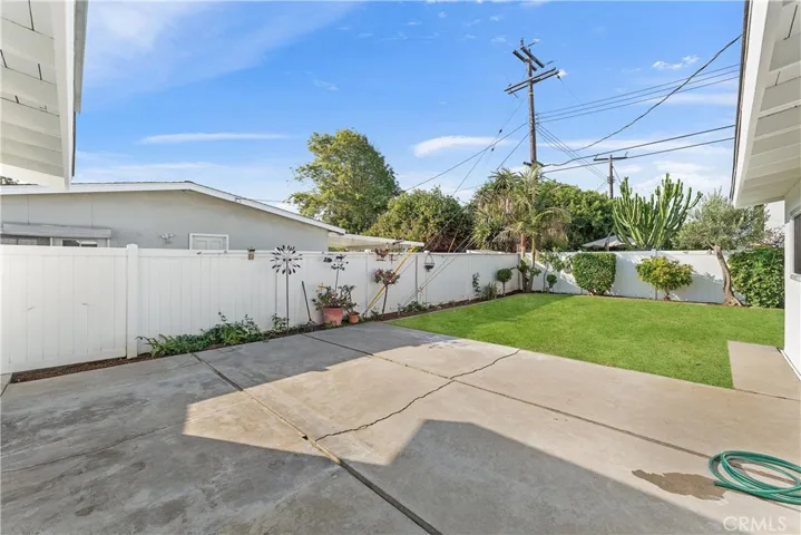 961 Coronado Drive, Costa Mesa, California 92626