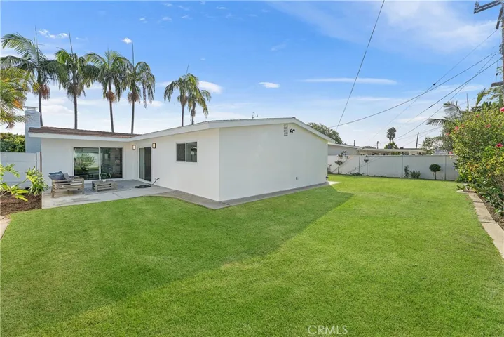 961 Coronado Drive, Costa Mesa, California 92626