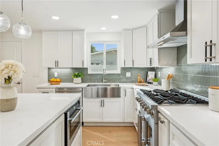 961 Coronado Drive, Costa Mesa, California 92626