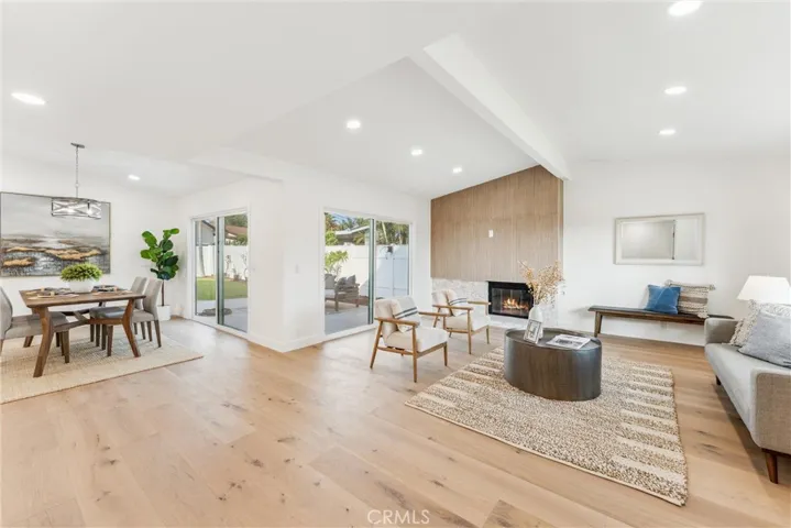 961 Coronado Drive, Costa Mesa, California 92626