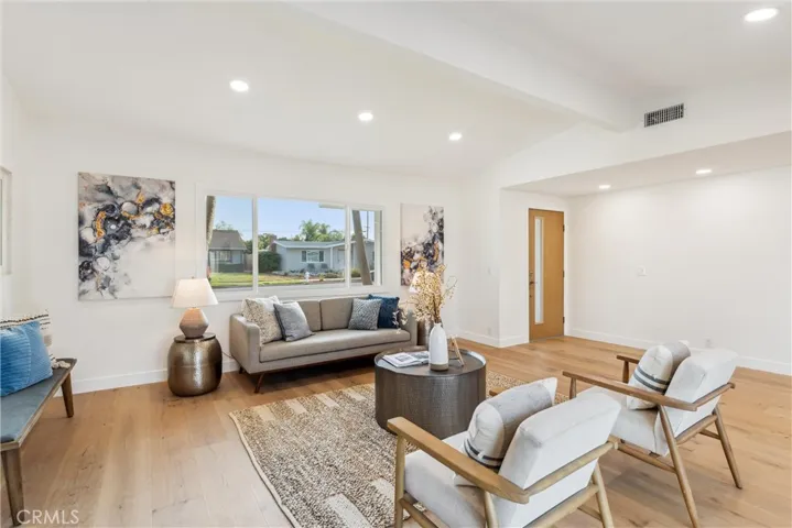 961 Coronado Drive, Costa Mesa, California 92626
